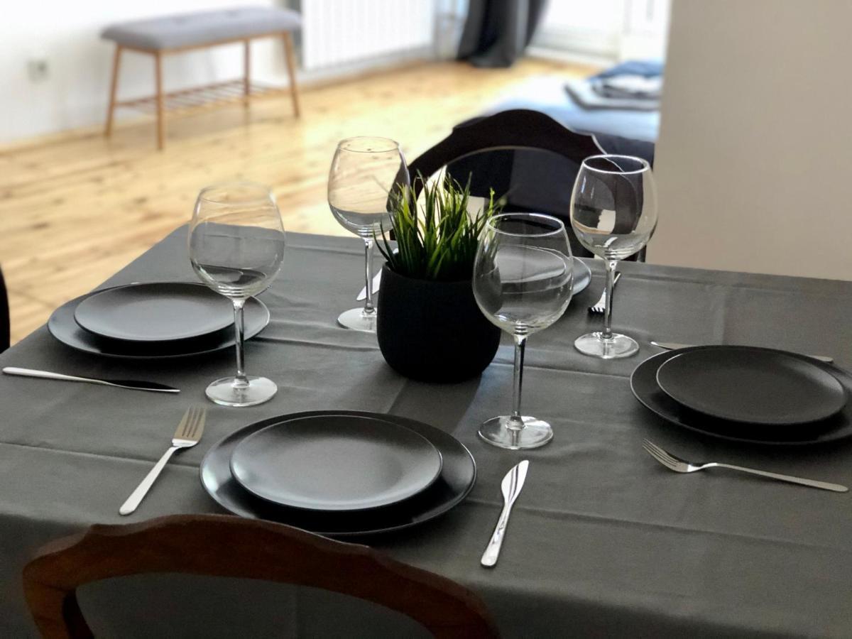 Spacious Modern Vintage Flat In The Heart Of صوفيا المظهر الخارجي الصورة